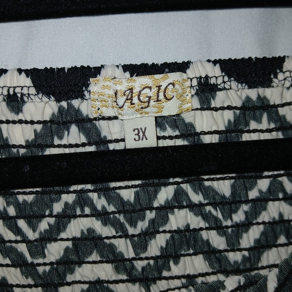 Magic Hi-Low Halter Dress Ruffled Stretchy Smocked Zigzag White/Black Women’s 3X - Picture 3 of 5